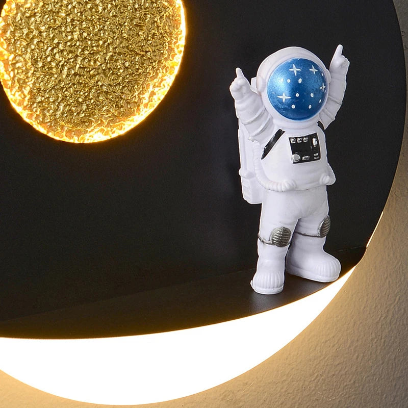 3D Astronaut Wall Sconce Lamp