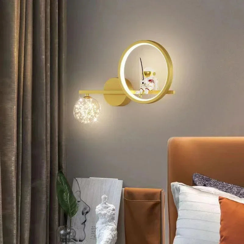 Creative Astronaut LED Wall Lamp