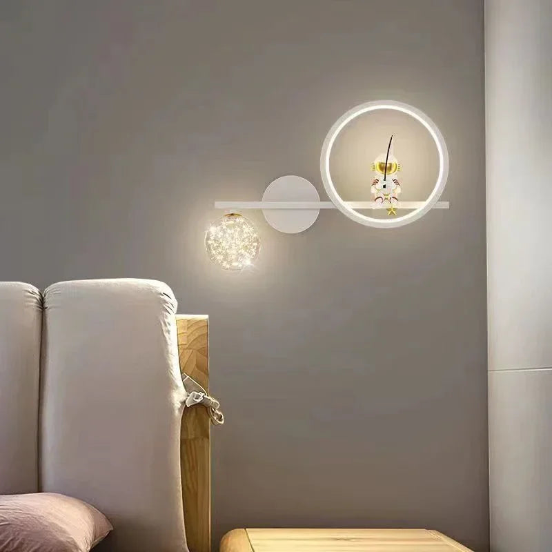 Creative Astronaut LED Wall Lamp