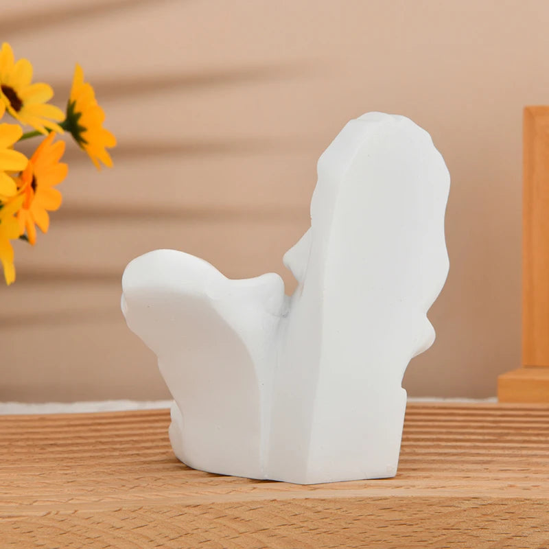 Abstract Kiss Couple Figurine